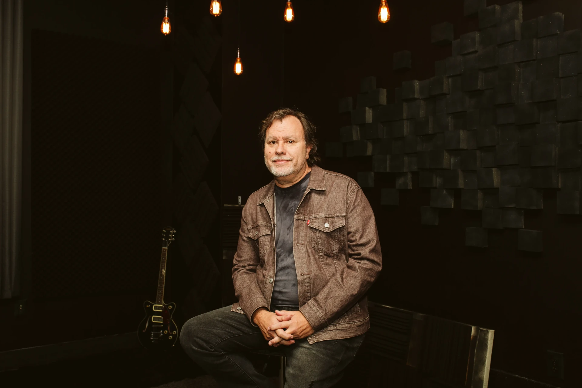 Louis Brittz in the recording studio